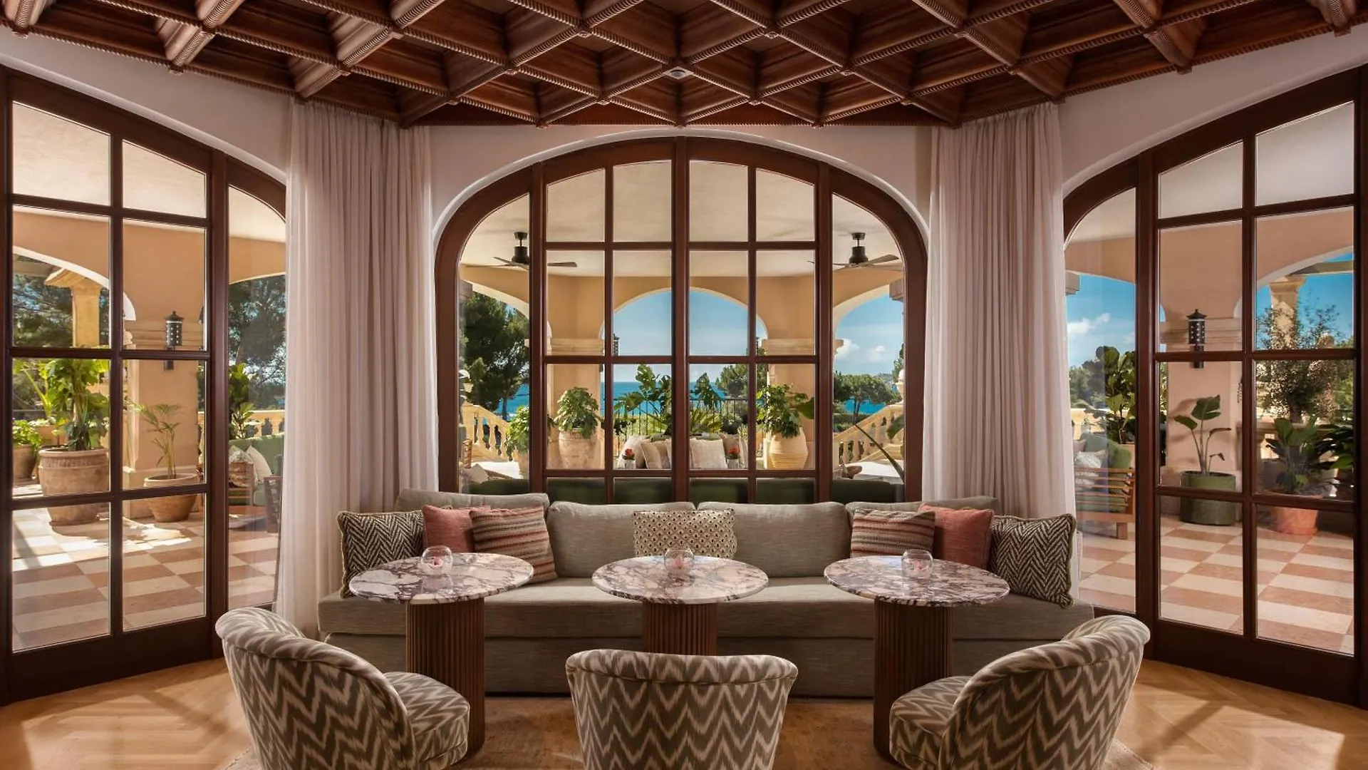 The St. Regis Mardavall Mallorca Resort Palmanova
