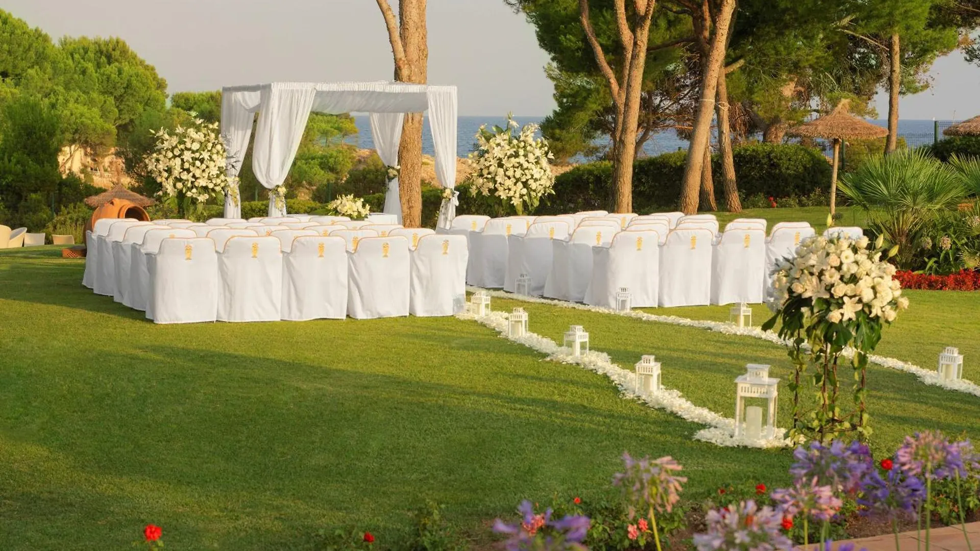 The St. Regis Mardavall Mallorca Resort Palmanova España