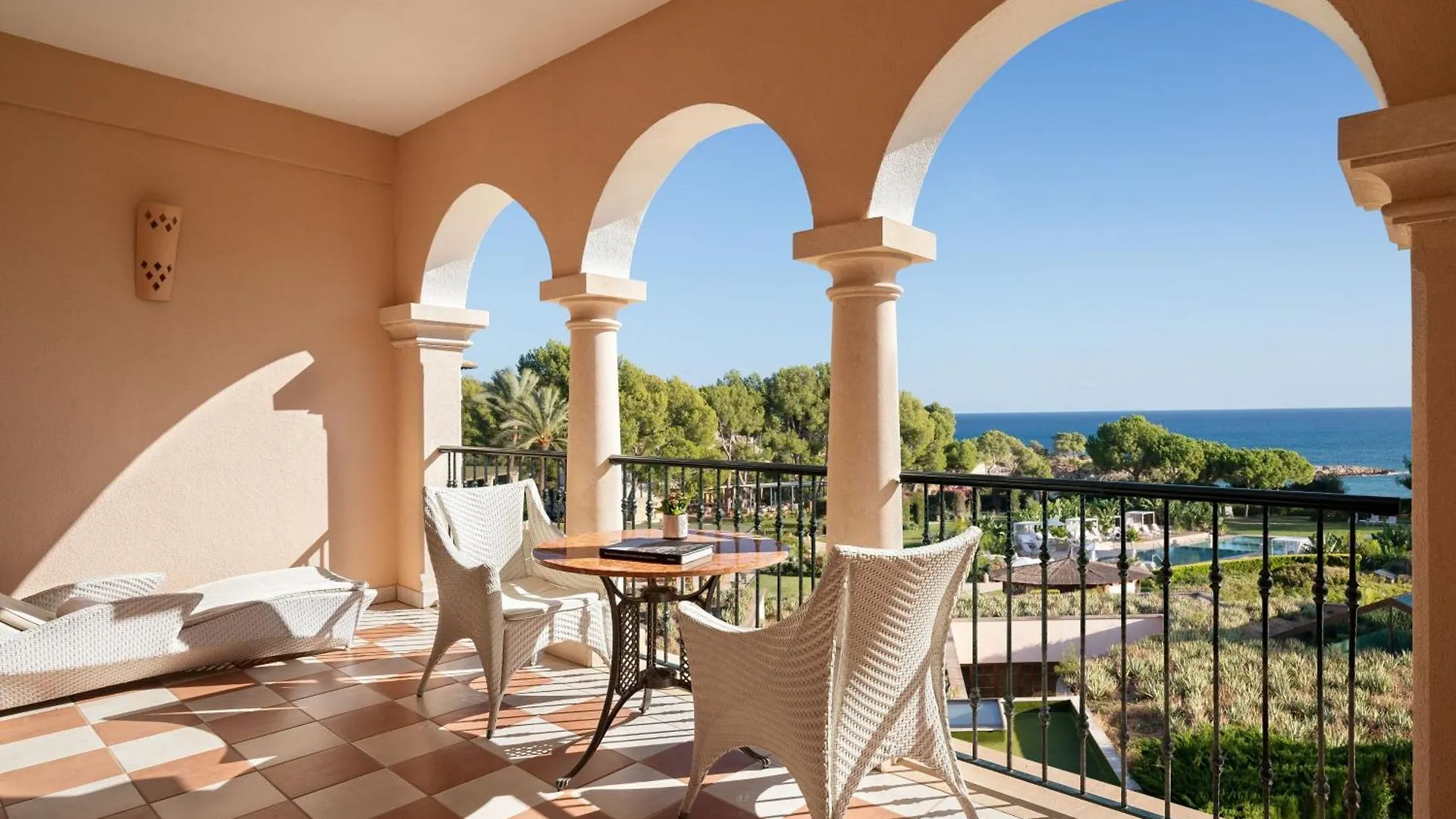 The St. Regis Mardavall Mallorca Resort Palma Nova  Palma Nova (Mallorca)