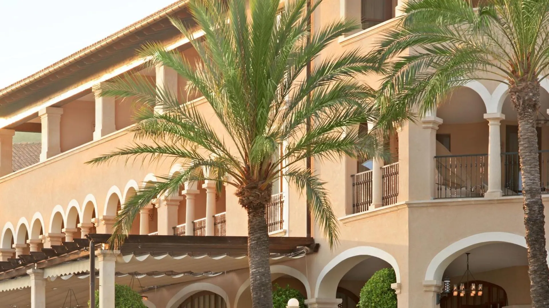 The St. Regis Mardavall Mallorca Resort Palma Nova
